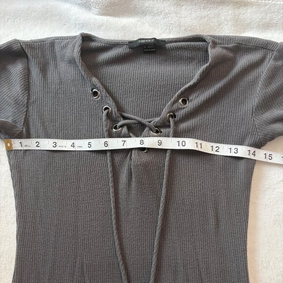 Gray Lace-Up Ribbed Short Sleeve Bodycon Mini Dress Size S Forever 21 - Picture 7 of 9